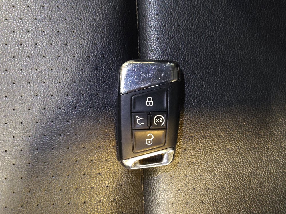 Used 2022 Volkswagen Atlas SE AWD/4WD image 32