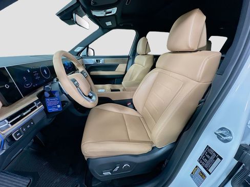 New 2026 Hyundai Santa Fe Limited FWD image 16