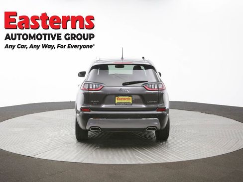 Used 2021 Jeep Cherokee Limited image 34