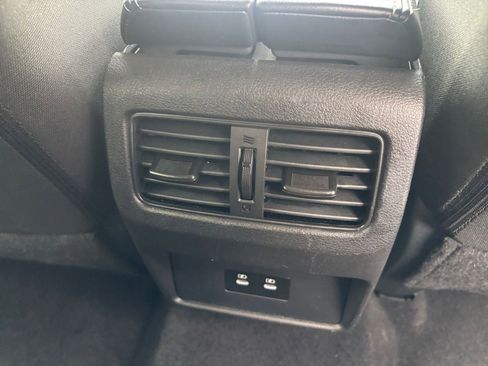 Used 2025 Nissan Rogue SV image 24