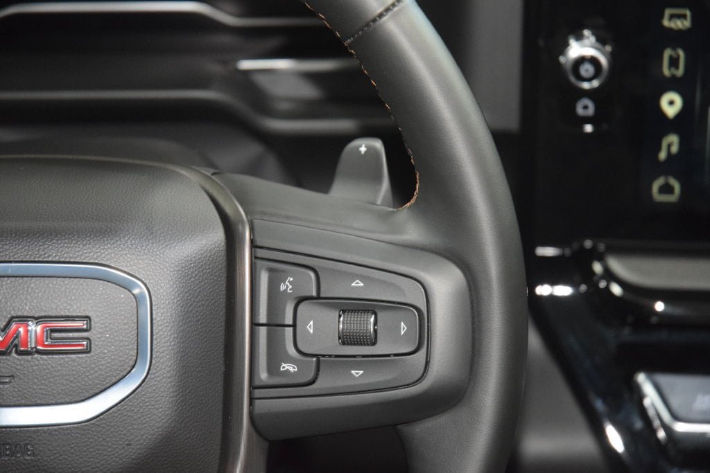 Used 2025 GMC Sierra 1500 AT4 w/ AT4 Premium Package AWD/4WD image 39