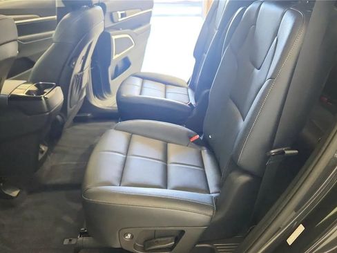 Used 2022 Kia Telluride EX w/ EX Premium Package image 33