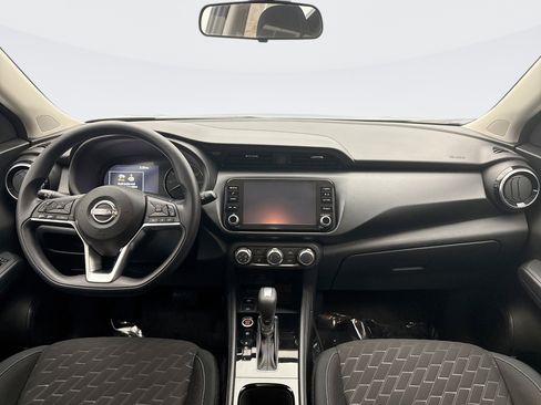 Used 2023 Nissan Kicks SV image 14