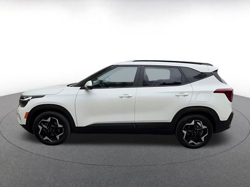 Used 2025 Kia Seltos S FWD image 9
