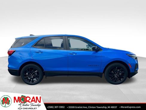 Certified 2024 Chevrolet Equinox LS w/ LS Convenience Package FWD image 8