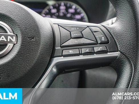 Used 2024 Nissan Sentra SV FWD image 30