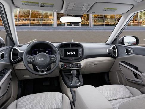 New 2025 Kia Soul LX w/ LX Technology Package image 14