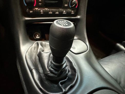 Used 2001 Chevrolet Corvette Z06 RWD image 37