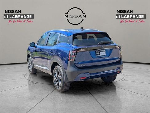 New 2026 Nissan Kicks SV image 7