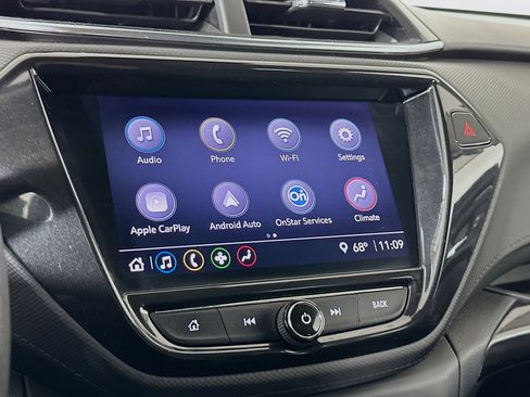 Used 2021 Chevrolet TrailBlazer LT w/ Convenience Package image 21