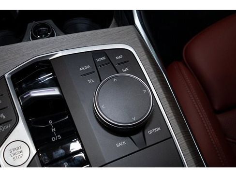 Used 2025 BMW 330i xDrive Sedan w/ Premium Package image 63