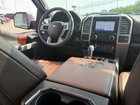 Used 2020 Ford F150 King Ranch w/ Equipment Group 601A Luxury AWD/4WD image 23