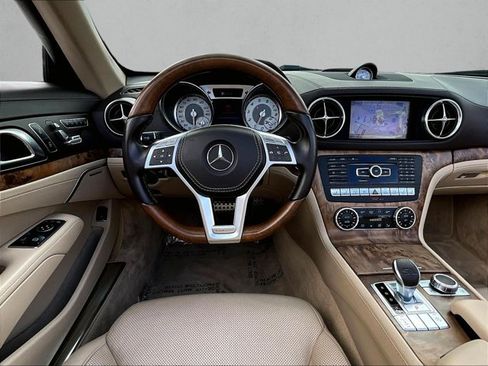 Used 2016 Mercedes-Benz SL 400 image 7