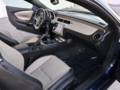 Used 2012 Chevrolet Camaro SS RWD image 12