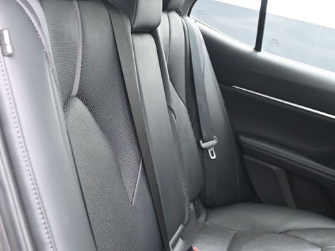 Used 2024 Toyota Camry XLE image 10