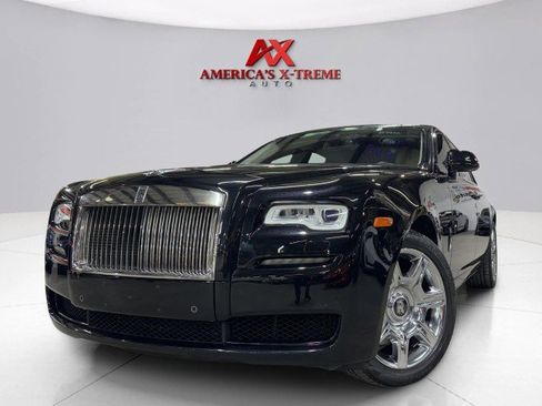 Used 2015 Rolls-Royce Ghost image 2