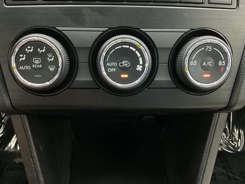 Used 2014 Subaru Crosstrek 2.0i Limited AWD/4WD image 36