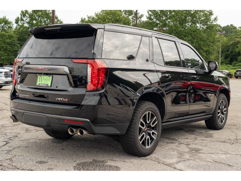 Used 2022 GMC Yukon AT4 AWD/4WD image 8