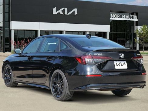 Used 2025 Honda Civic Sport image 4