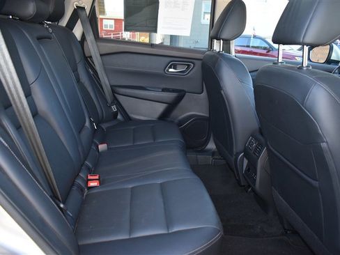 Used 2023 Nissan Rogue SL w/ SL Premium Package image 30