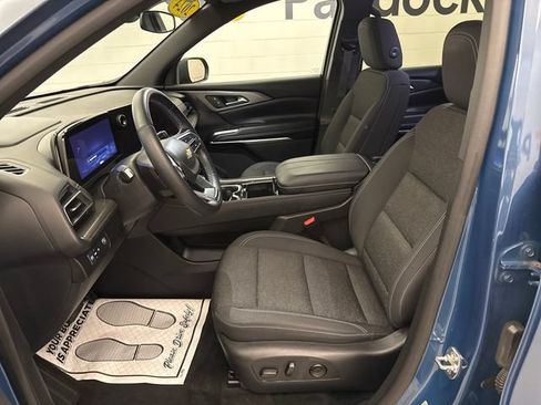 Used 2024 Chevrolet Traverse LT FWD image 10