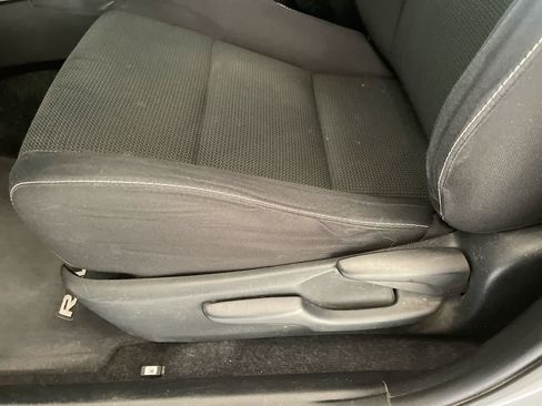 Used 2017 Toyota RAV4 XLE w/ Plus Special Value Package AWD/4WD image 12