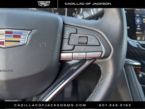 Certified 2025 Cadillac XT6 Premium Luxury image 13