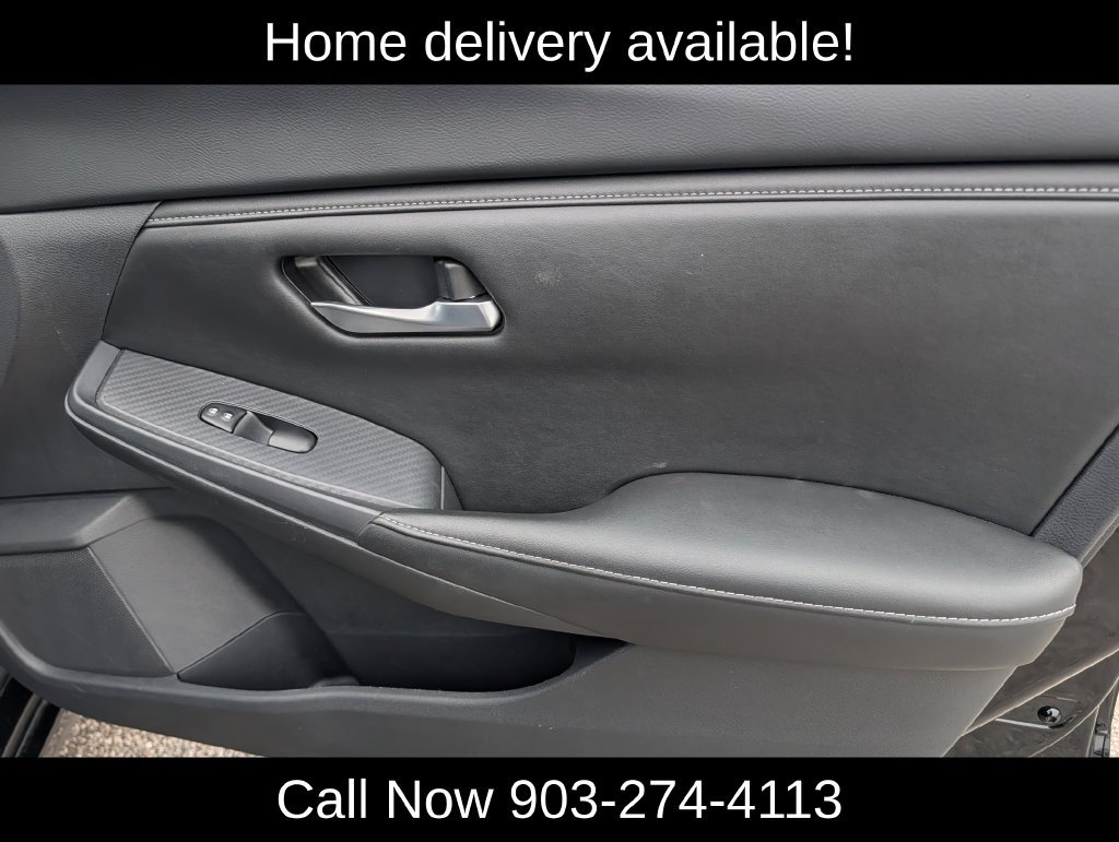 Used 2025 Nissan Sentra SV FWD image 35