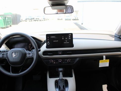 New 2026 Honda HR-V LX image 29