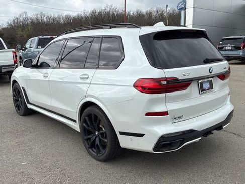 Used 2021 BMW X7 xDrive40i w/ M Sport Package image 2