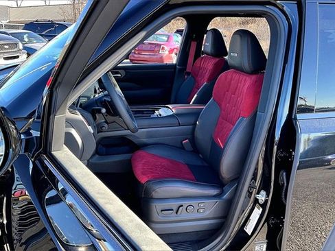 New 2026 Nissan Armada NISMO image 8