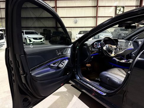 Used 2018 Mercedes-Benz S 450 Sedan image 12