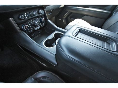 Used 2023 Chevrolet Tahoe High Country RWD image 21