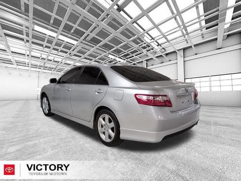 Used 2009 Toyota Camry SE FWD image 6