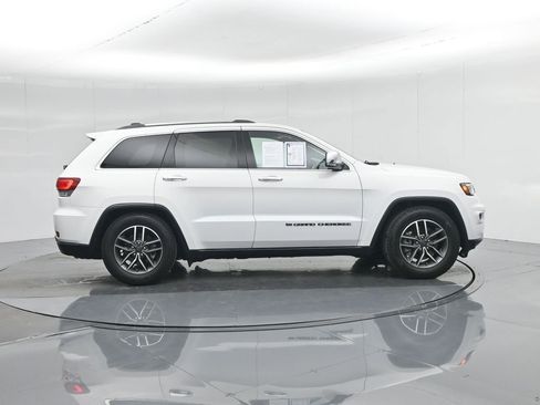 Used 2022 Jeep Grand Cherokee Limited w/ Tech Group image 28