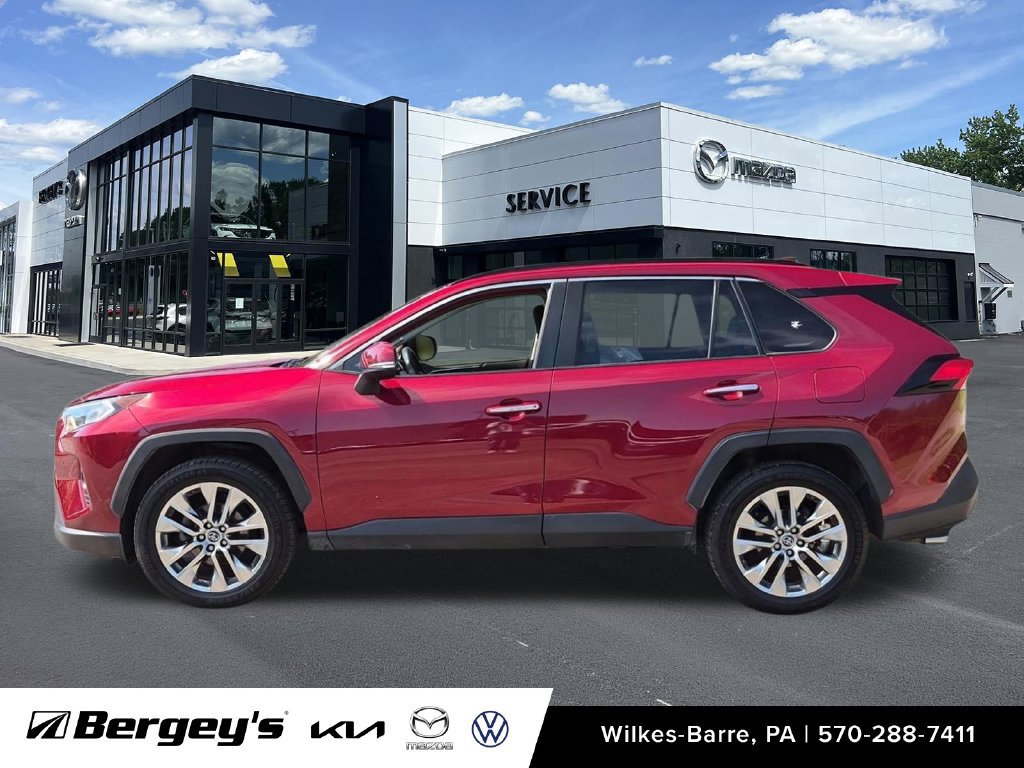 Used 2019 Toyota RAV4 Limited w/ Advanced Technology Package AWD/4WD image 9