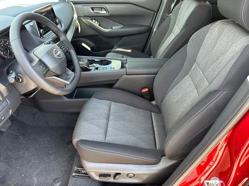 New 2026 Nissan Rogue SV image 9