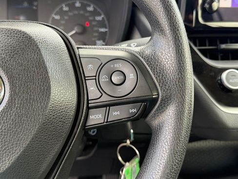 Used 2024 Toyota Corolla LE AWD/4WD image 25