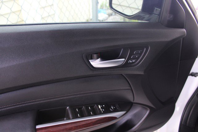 Used 2015 Acura TLX w/ Technology Package AWD/4WD image 7