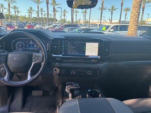Used 2025 Chevrolet Silverado 1500 ZR2 w/ Technology Package image 13