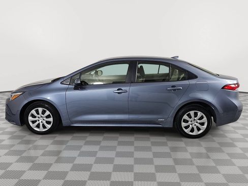 Used 2023 Toyota Corolla LE w/ Carpet Mat Package (TMS) AWD/4WD image 5
