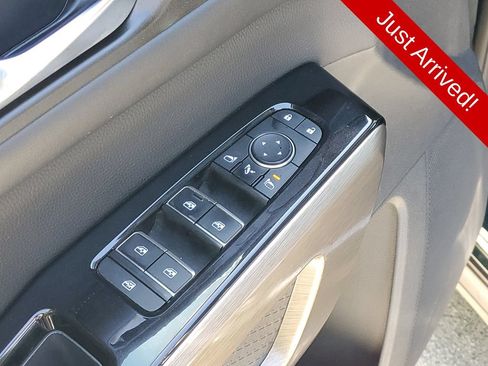 Used 2023 Nissan Pathfinder Platinum AWD/4WD image 23