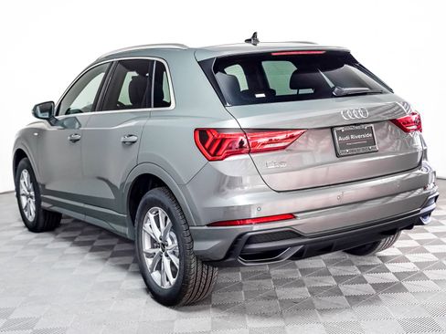 New 2025 Audi Q3 2.0T Premium image 2