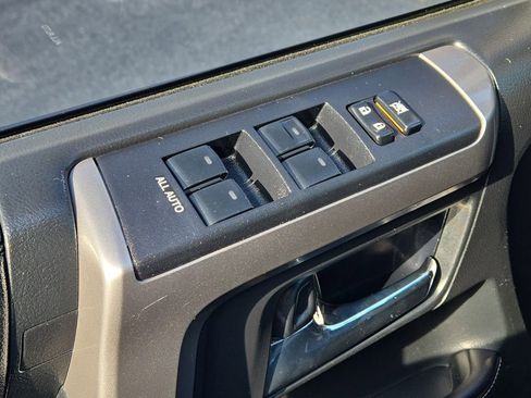 Used 2016 Toyota 4Runner SR5 image 14