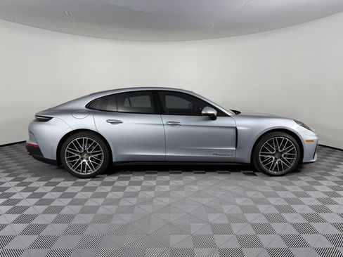 Certified 2024 Porsche Panamera 4 AWD/4WD image 10