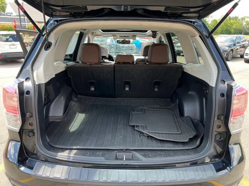 Used 2018 Subaru Forester 2.5i Touring w/ Popular Package #3B AWD/4WD image 31