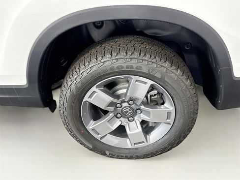 New 2025 Honda Ridgeline RTL image 17