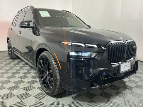 Certified 2025 BMW X7 M60i image 4