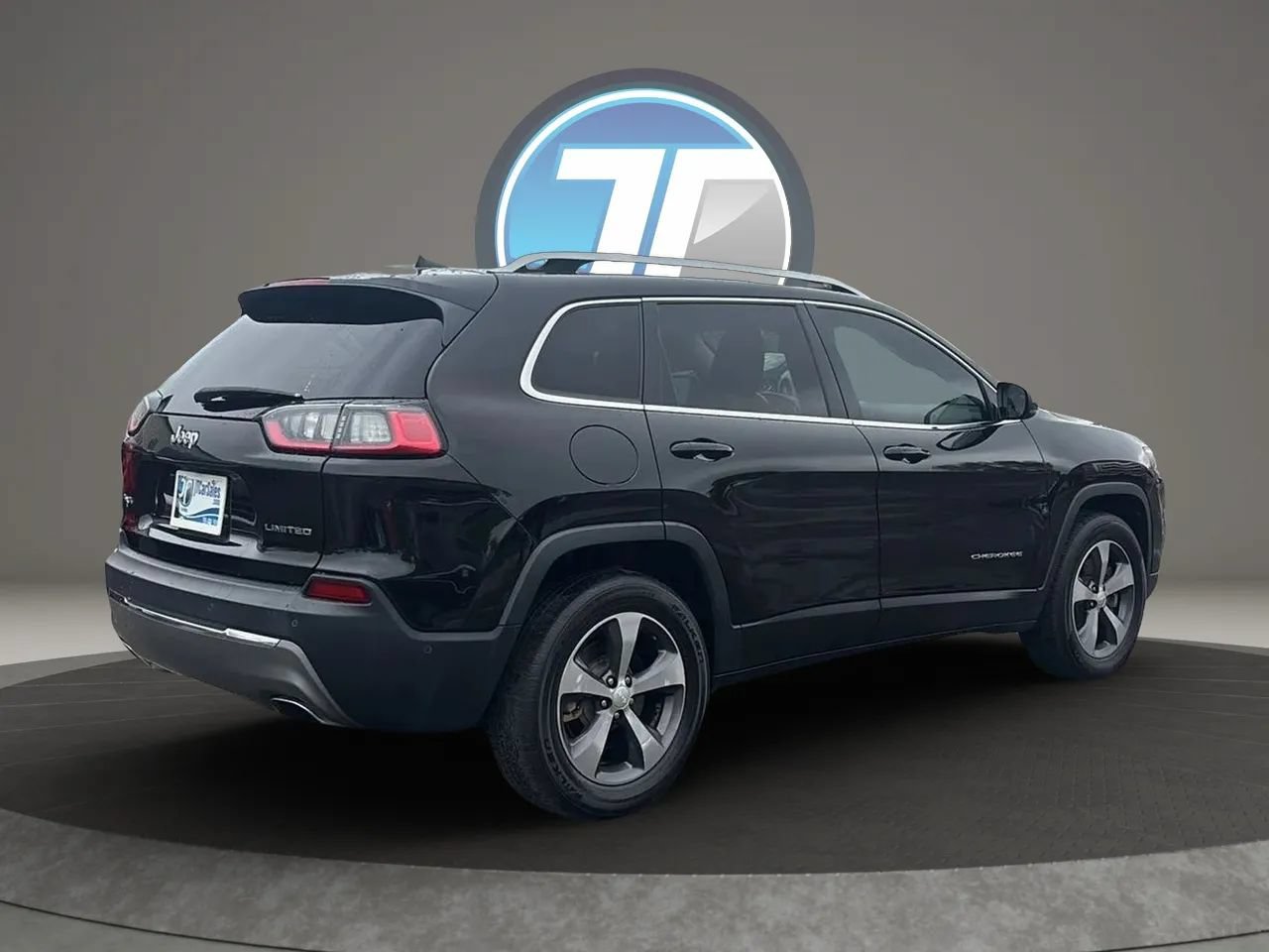 Used 2019 Jeep Cherokee Limited w/ Luxury Group AWD/4WD image 9