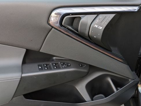 Used 2025 BMW X3 xDrive30i image 14